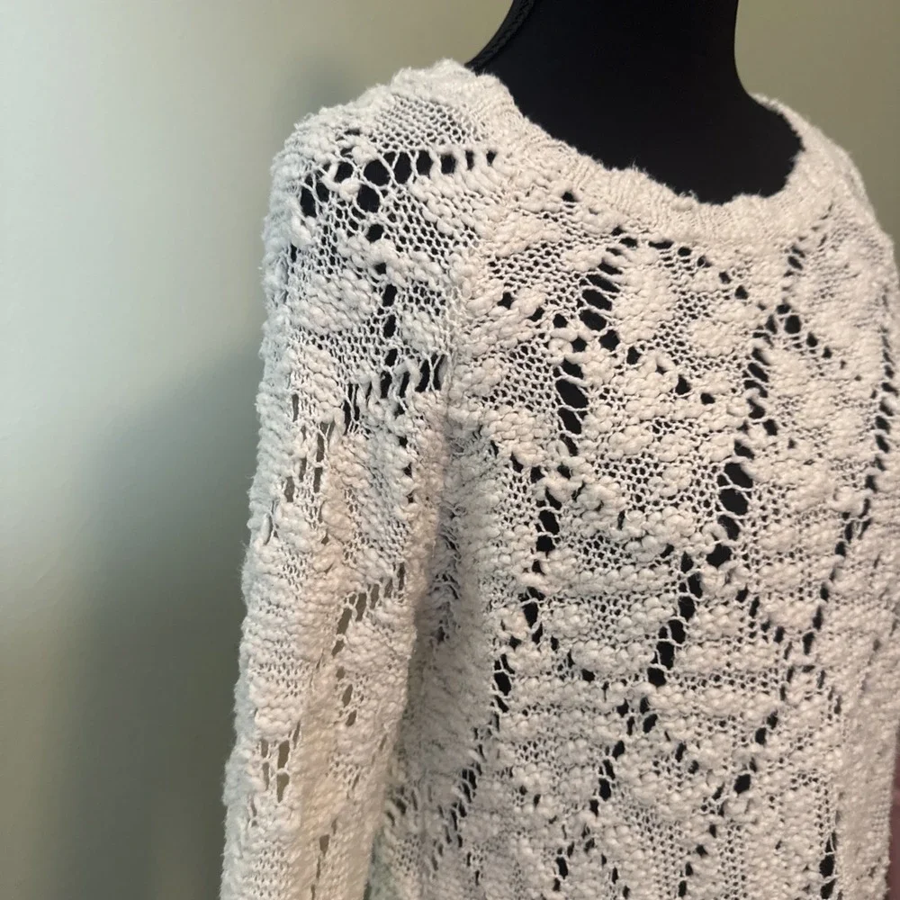 Sweater Open‎ Knit Long Bell Sleeve in Ivory White Kendall & Kylie Size Medium
